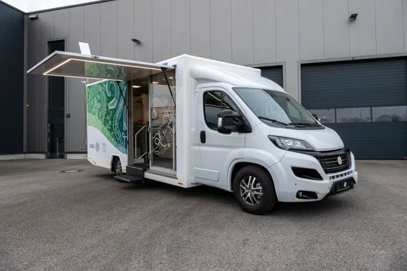 EMBL, Ein mobiles Labor für die EMBL TREC Expedition